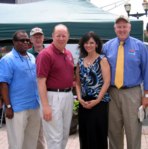 Photo of Damon Williams, Ron Good, Mayor J. Christian Bollwage, Diana Linbacher and Secretary Kuperus