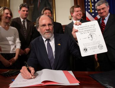 Bill_Signing_Ceremony