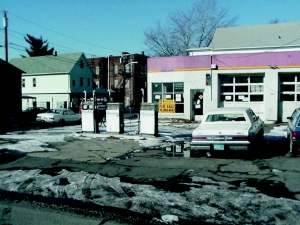 Amoco gas station in Garfield City