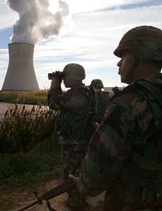 Soldiers observe from thier post