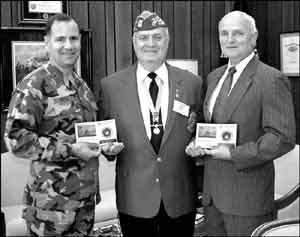TAG and Deputy Commissioner present award