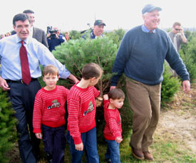 Photo of Brian Hughes, Greg McLaughlin, McLaughlin's sons, and Secretary Kuperus