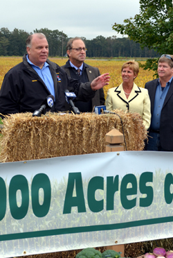 Photo of Senate President Steve Sweeney and Secretary Fisher at Farmland Preservation Announcement