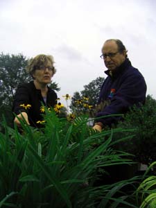 Photo of Suzanne VanSciver and Secretary Fisher