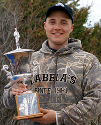 Tournament winner Dakota Hahn with Governor's Cup