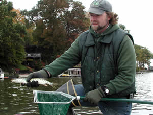 Float stocking muskellunge in Greenwood Lake