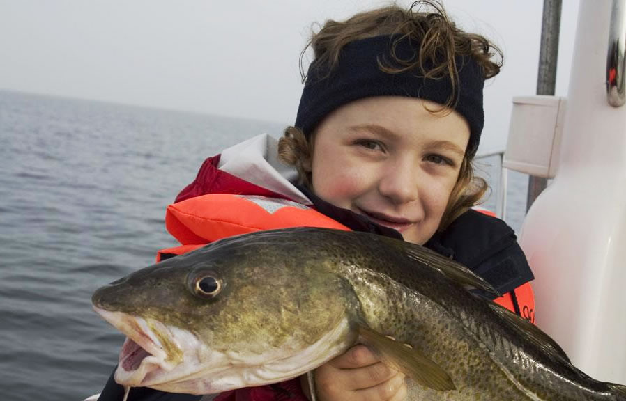 Winter Saltwater Fishing: How to Fish for Cod, Tautog, and Ling in