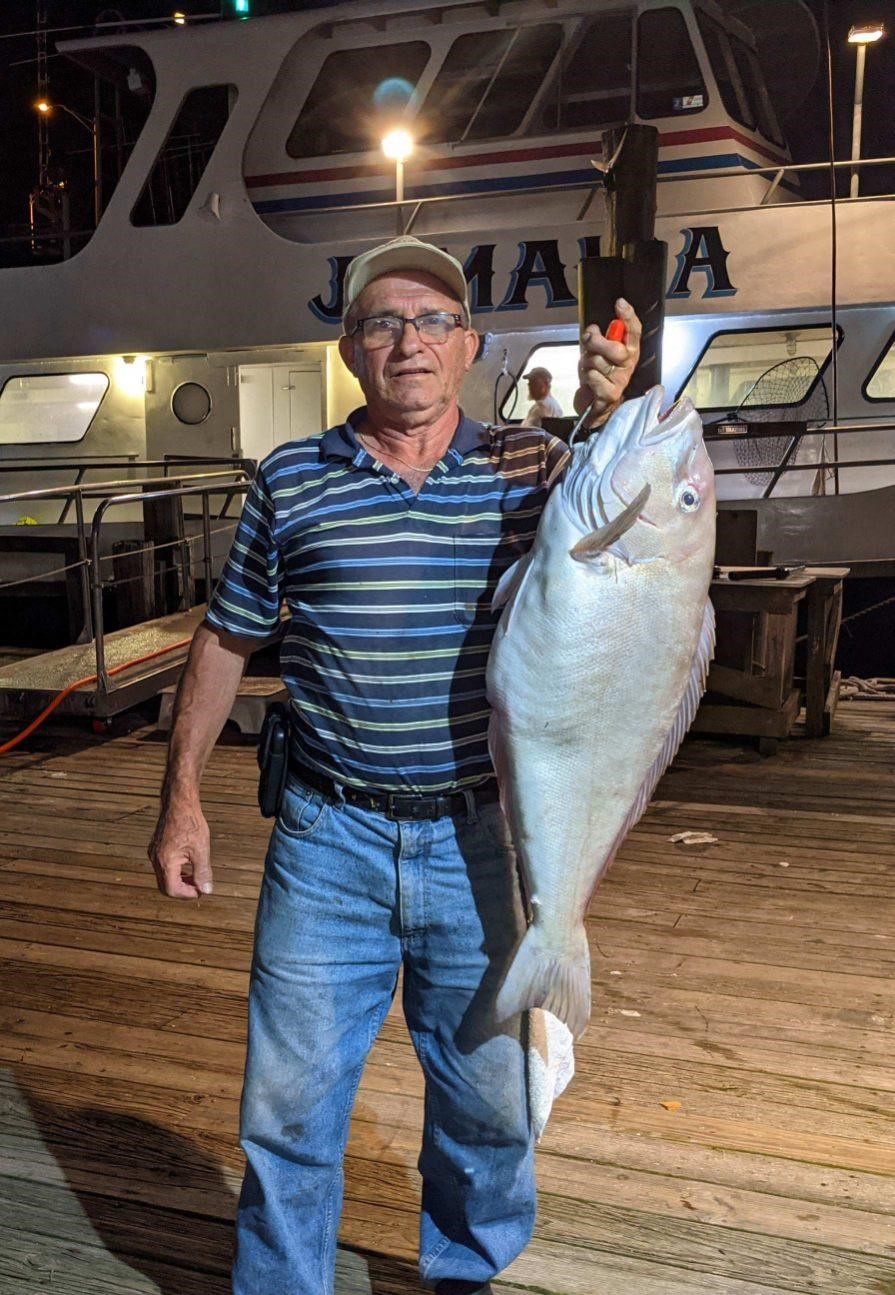 George Hanakis with Record Blueline (Gray) Tilefish
