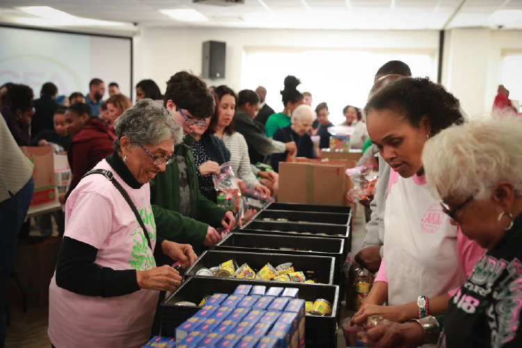 Martin Luther King, Jr. Day of Service at the Center for Food Action in Englewood on January, 20, 2019.(Edwin J. Torres/ Governor’s Office)