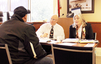 Jeff Lippincott and Kathleen Gannon-Solazzo of the NJ Department of Banking and Insurance answer a Neptune Township resident’s question.