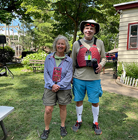 Schuylkill Sojourn OSW scholarshiprecipients are ready to paddle! Photoby the DRBC.