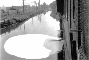 Slaughterhouse waste discharge in Philadelphia, Pa., 1928. Photo courtesy of the Philadelphia Water Department Historical Collection.