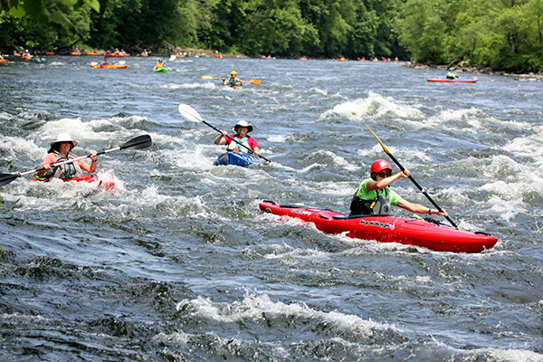 Paddling the Foul Rift rapid on the Delaware River. Photo courtesy of Driftstone Campground.