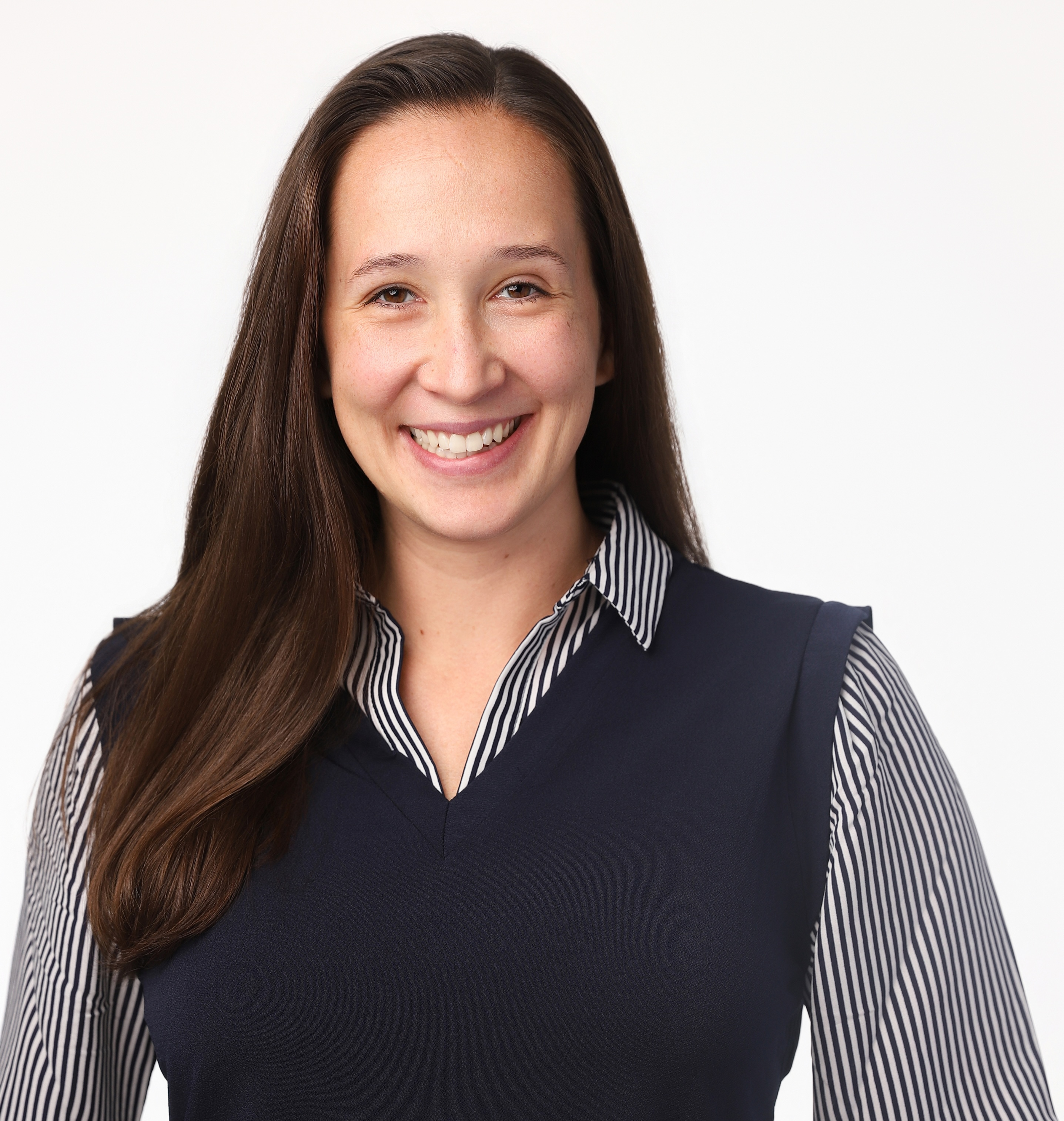 Headshot: Hannah Olmo