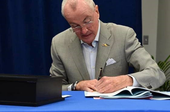 photo: Governor Murphy
