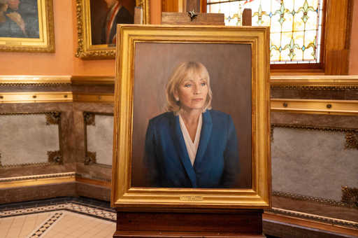 Portrait of Former Lieutenant Governor Kim Guadagno