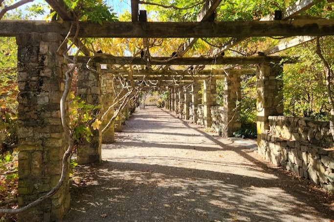 pergola