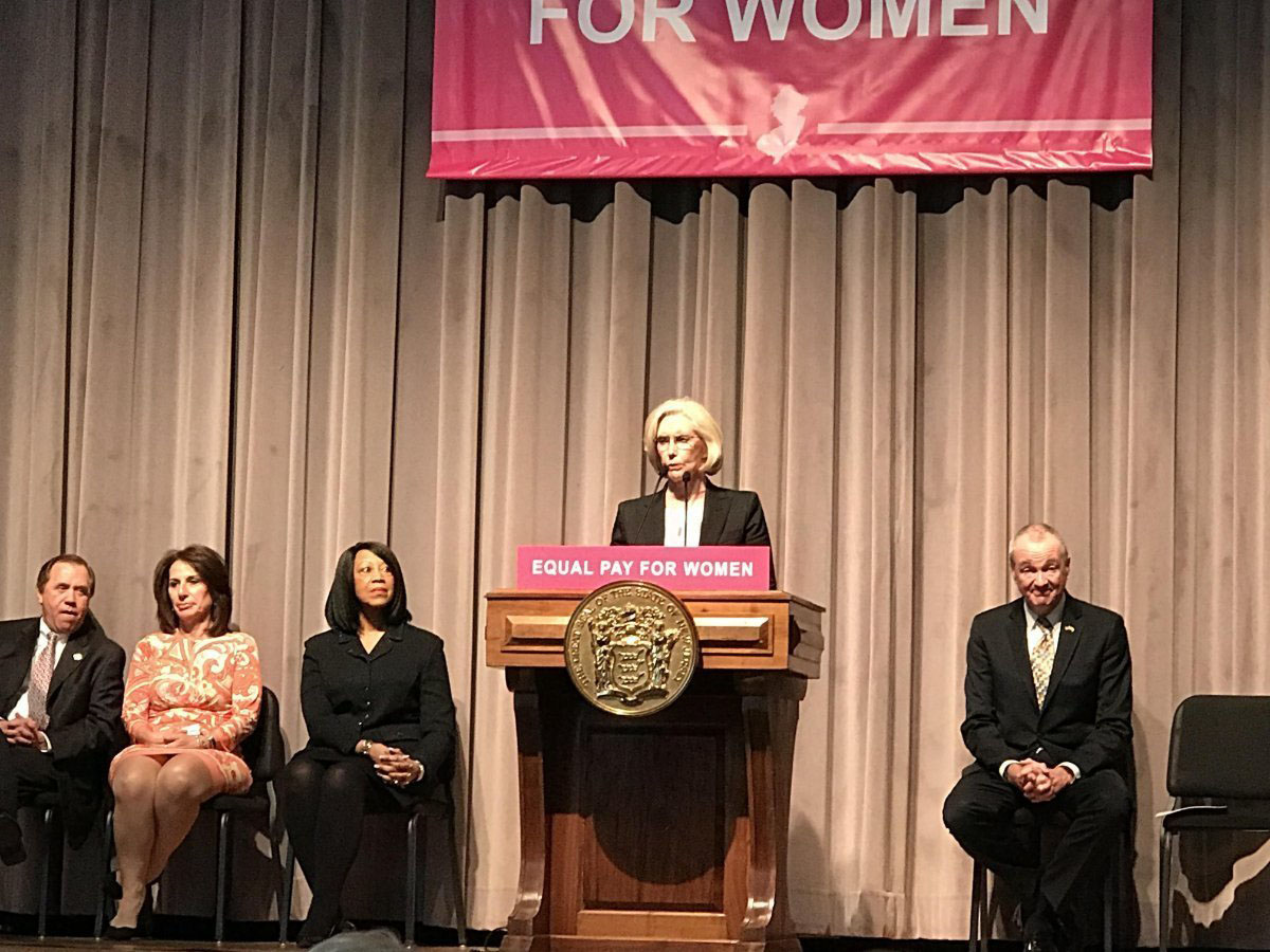 Governor Murphy signs Equal Pay For Women