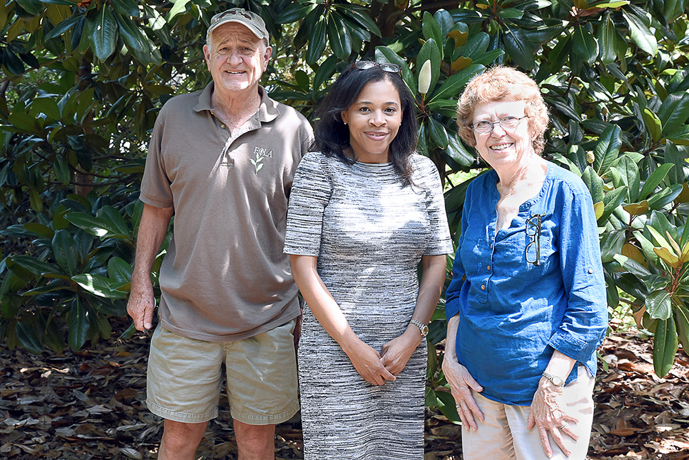 Tour of Laurelwood Arboretum - Link - https://www.state.nj.us/state/sos-secretary-in-the-community-2018-0718.shtml