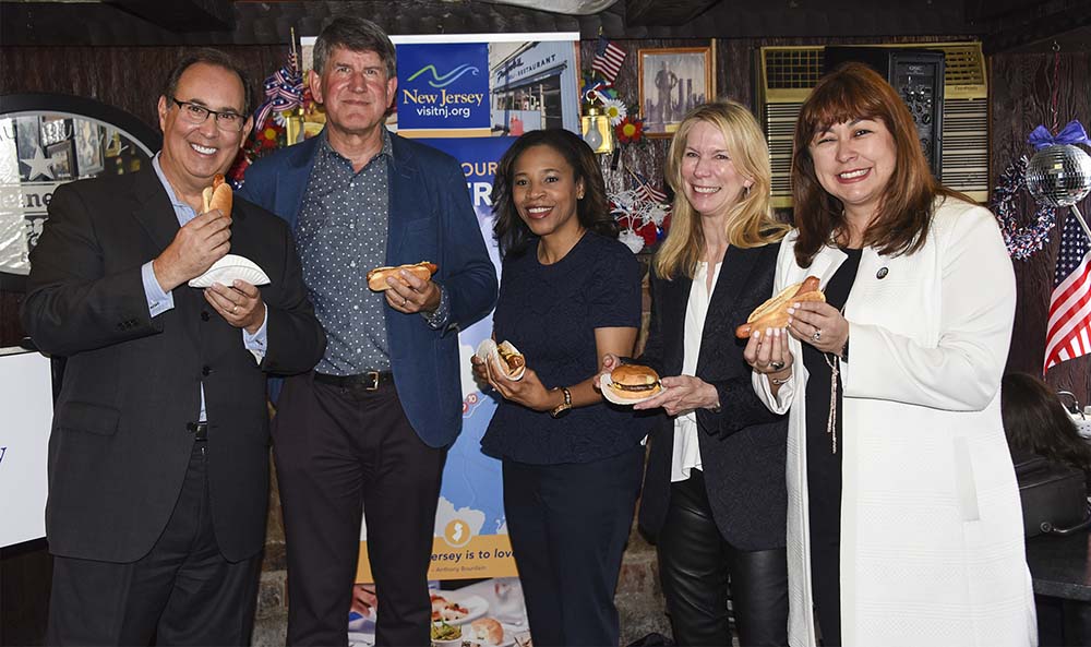 Anthony Bourdain Food Trail at Hiram's Roadstand in Fort Lee